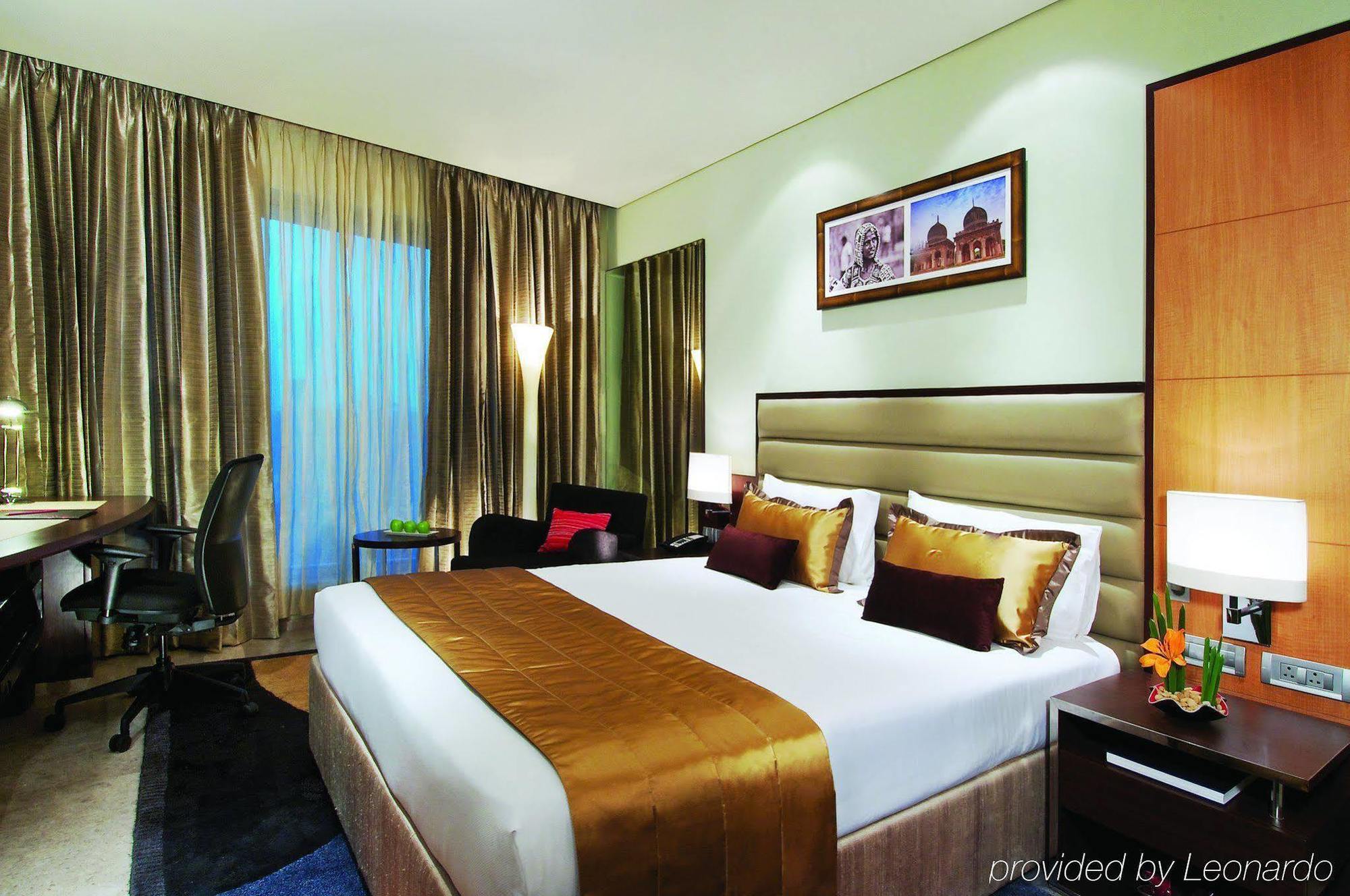 Vivanta Hyderabad, Begumpet Phòng bức ảnh A room at the hotel